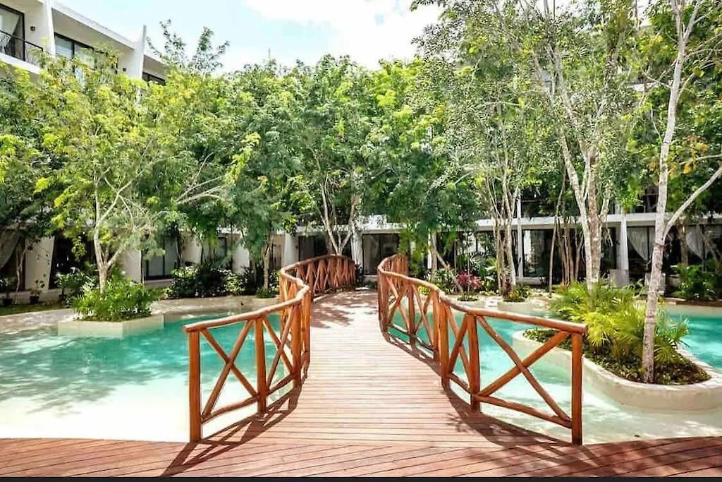 Near Beach+Jungle Views. King Bed+220 Megs+2 Bikes Tulum Apartment