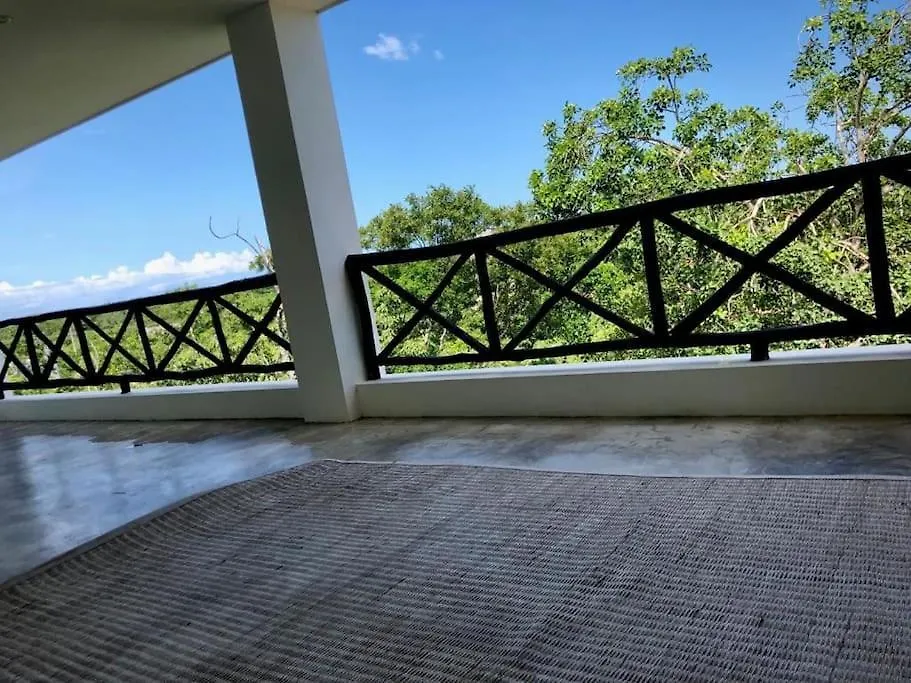 Apartment Near Beach+Jungle Views. King Bed+220 Megs+2 Bikes Tulum